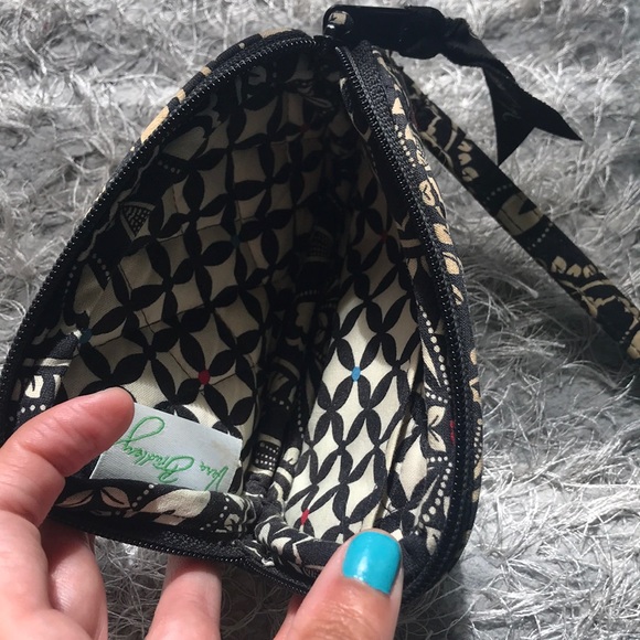 Vera Bradley Small zip up wristlet - Picture 3 of 4